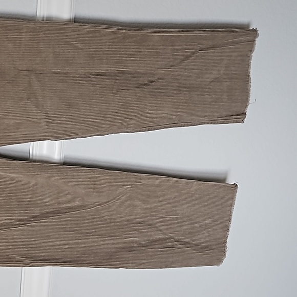 Forever 21 Corduroy Straight Leg Pants Tan M Raw Hem Mid Rise Bohemian - Picture 6 of 10